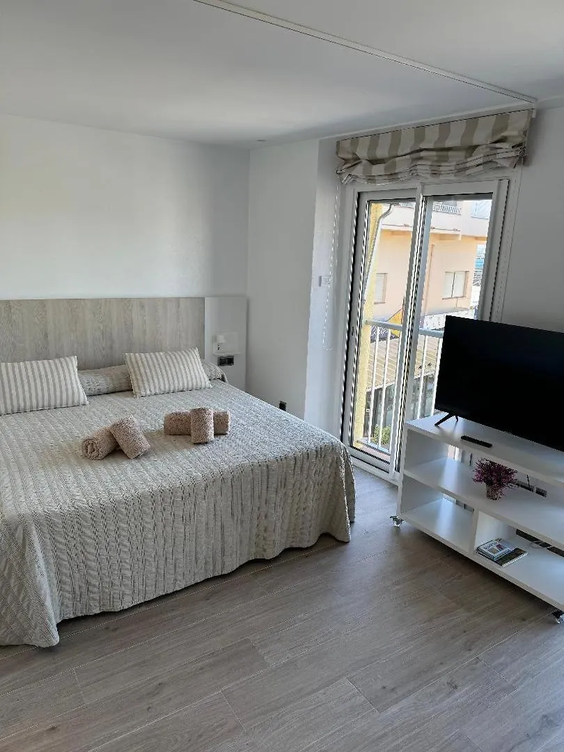Duplex Amb Terrassa I Vistes Al Mar By Apartaments La Catifa Palamós