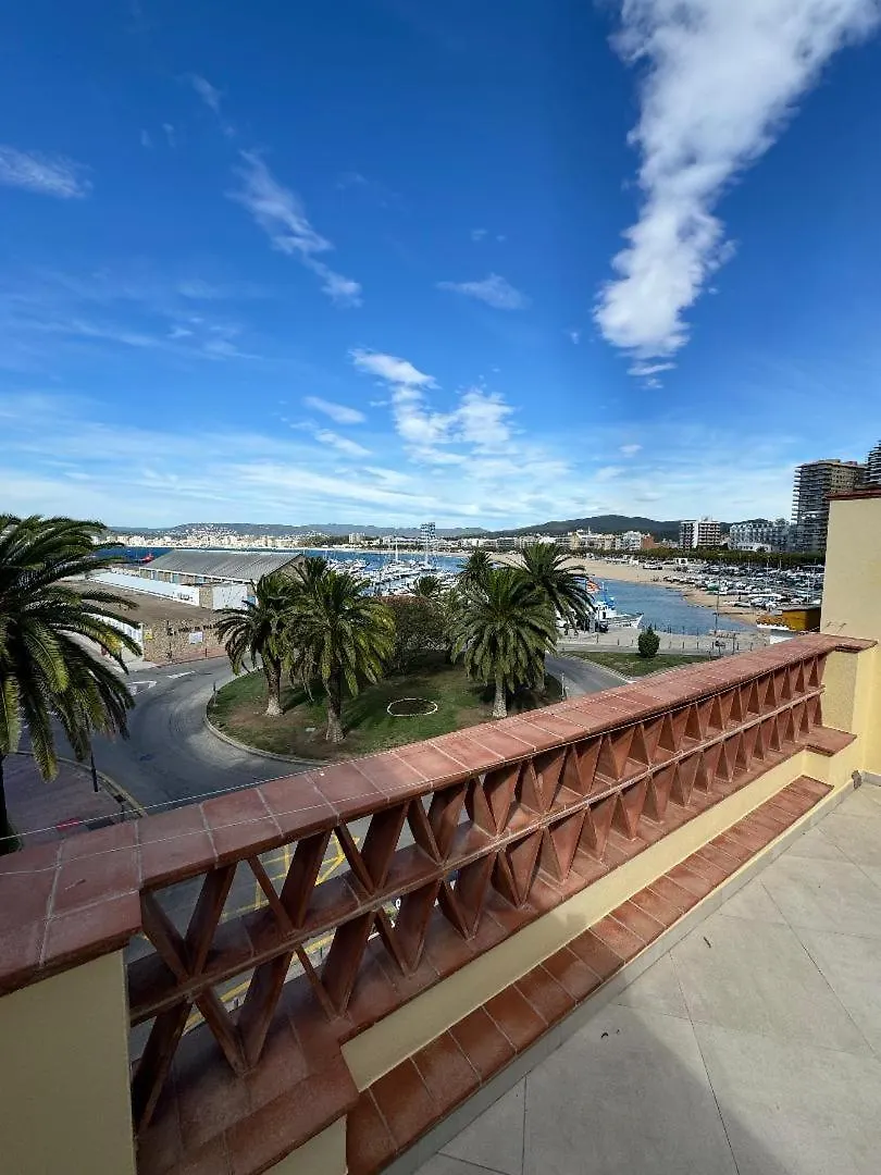 Duplex Amb Terrassa I Vistes Al Mar By Apartaments La Catifa Palamós