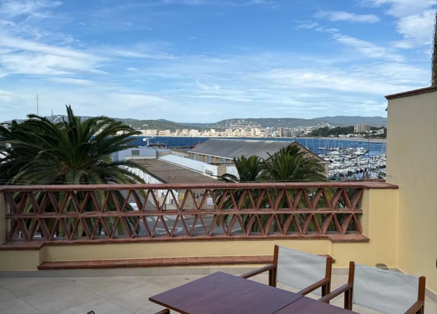 Appartamento Duplex Amb Terrassa I Vistes Al Mar By Apartaments La Catifa Palamós